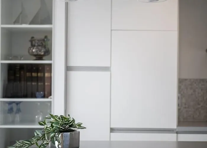 Le Coq Eileen Gray - Garage - Ac - Wifi شقة روكوبرُن كاب مارتي